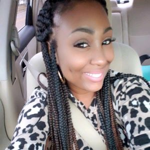 Meet your Posher, Kimberly